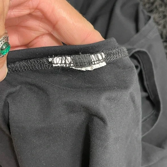 Fair Men’s Size  X-large Valentino Garavani VLTN Logo Cotton Tee In Black/White - Picture 12 of 13